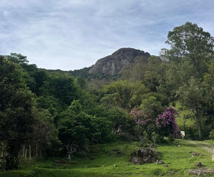 Pedra Ana Chata