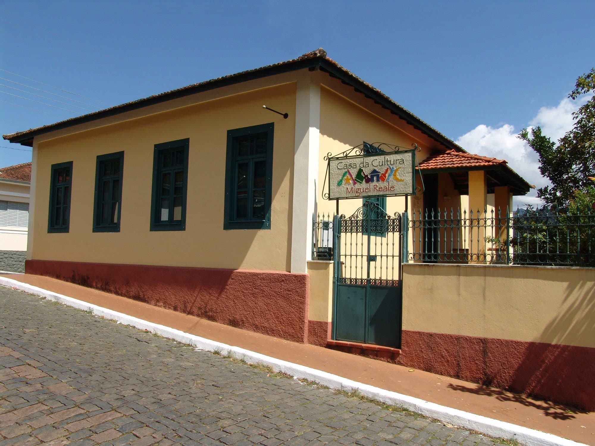 Fachada Casa Cultura Miguel Reale