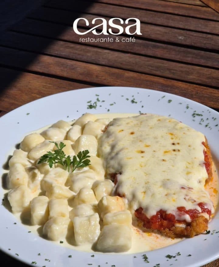 Gnocchi ao molho fonduta