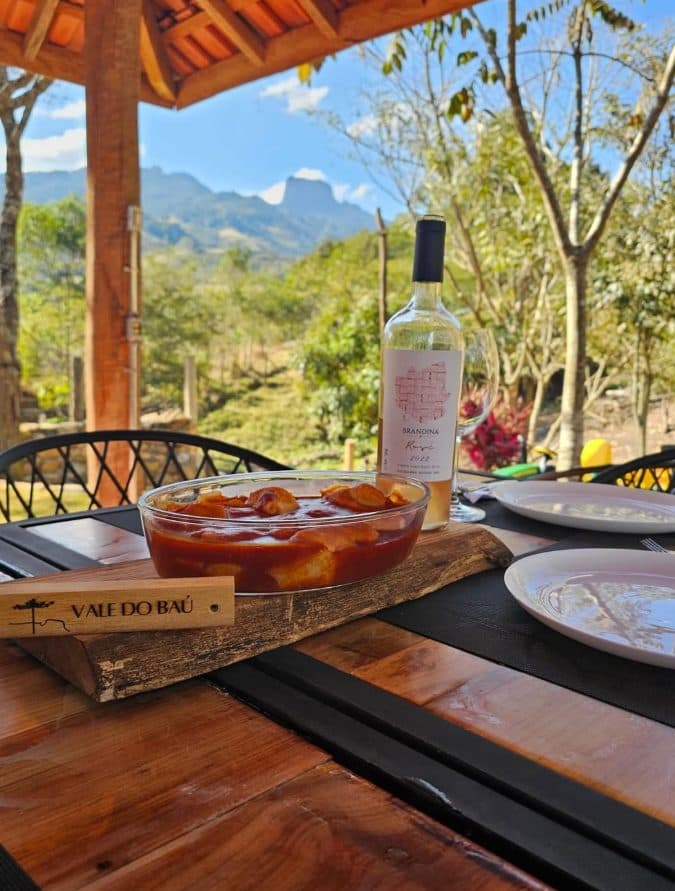 Massa, vinho e vista